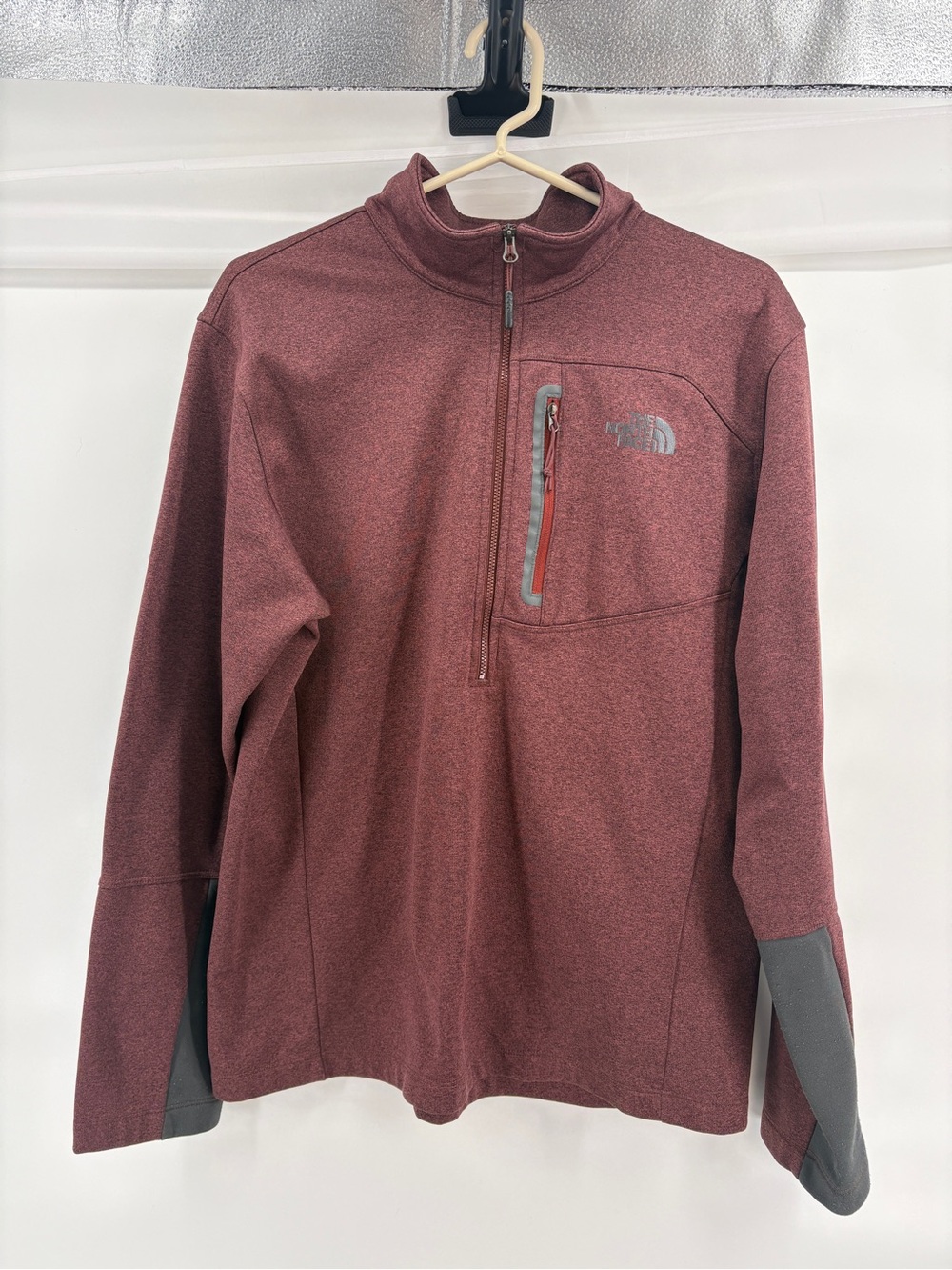 The North Face Men’s Large 1/4 Zip Pullover Fleece Jacket Heather Burgundy Gray